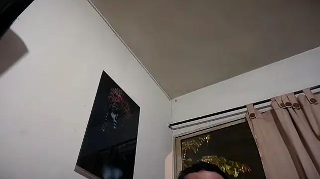 romeolovedark live cam on StripChat