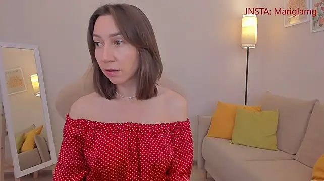 GoodGlamorGirl webcam