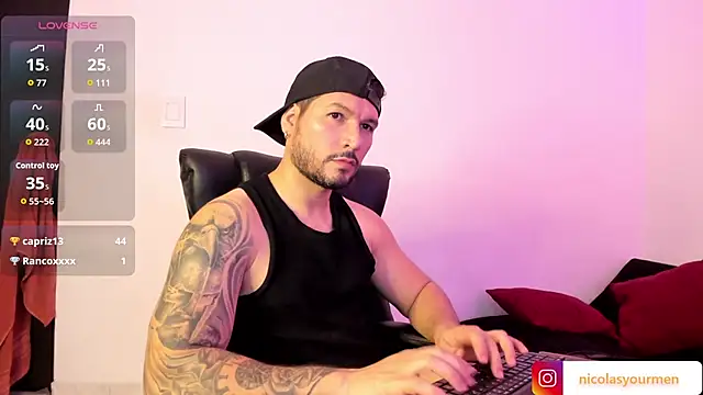 nicolasx1000 webcam
