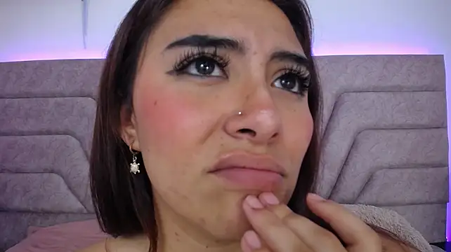 Jessica_Kraftt webcam