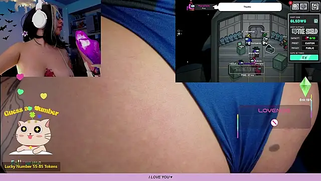 Celeste_Bauman webcam