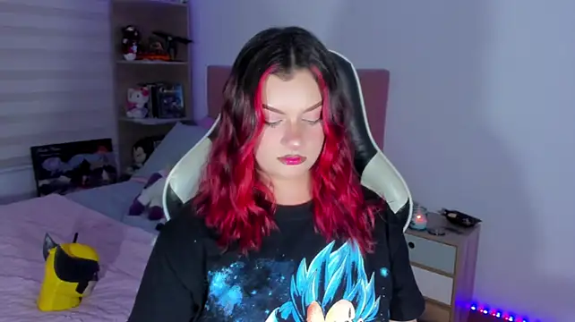 OphelianaRose33 webcam