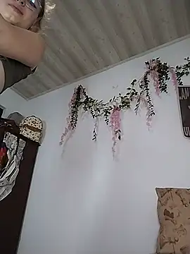 MarieTaylor_ webcam