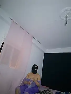 Big_as-big webcam