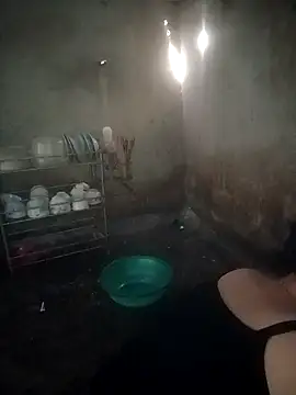 Aria_Maya webcam