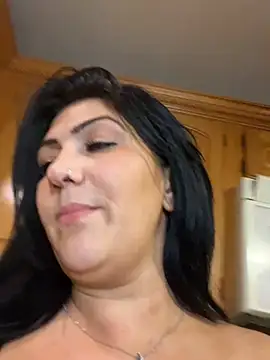 LittleMissEeve webcam