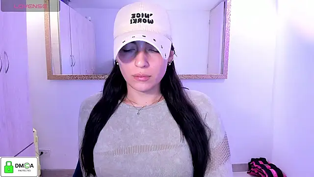 EricaVanderhill webcam