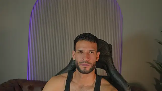 Jacob_Benelli live cam on StripChat