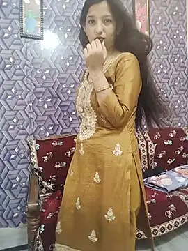 Queen_Rosyy webcam