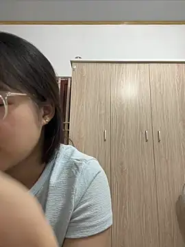 Babybooo01_ live cam on StripChat