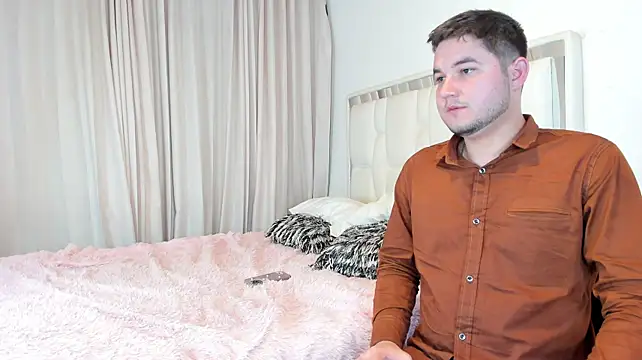 CameronyMartinn webcam