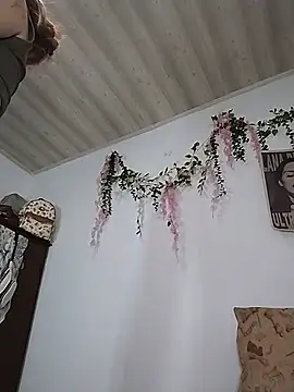 MarieTaylor_ webcam