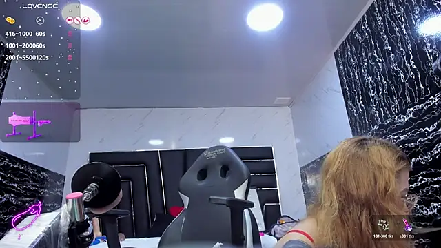 Ladyy_Scarlett webcam