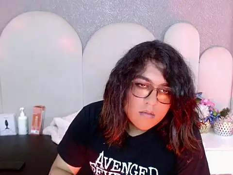 jessie_dark30 webcam