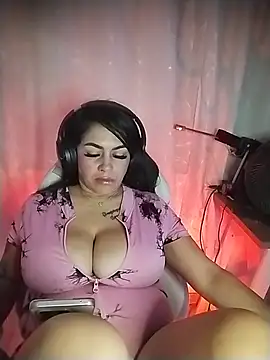 chelaqueen_ webcam
