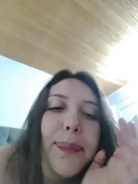 Bella_Karoline webcam