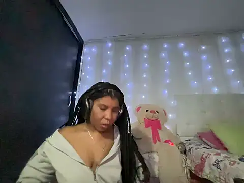 ivonjoness webcam