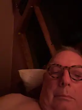 CharlieWeaver22 webcam