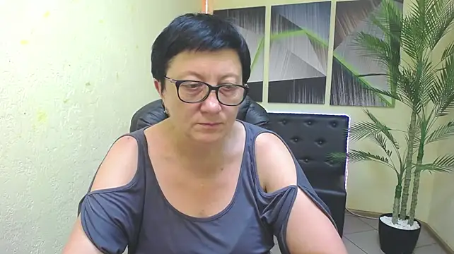 EmilyL0ve webcam