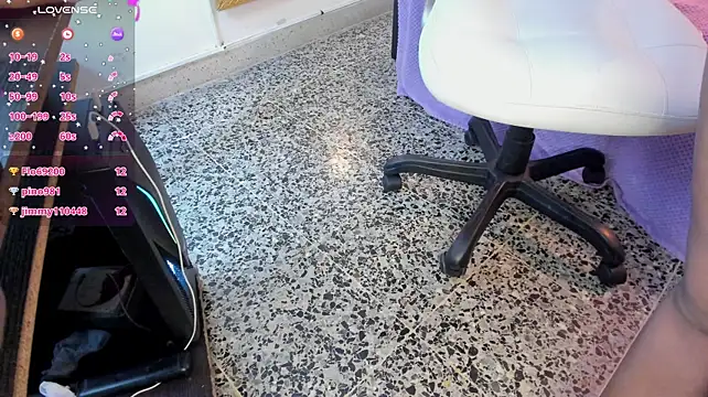 LalilaBrunettee webcam