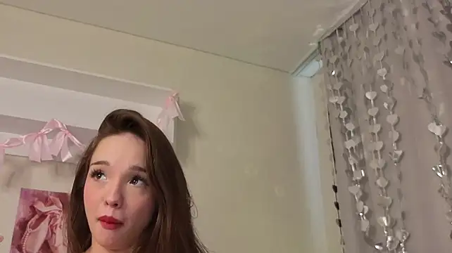 Milly_Lane webcam
