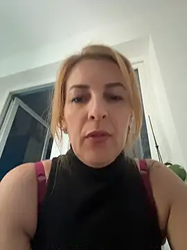 Hot-Milf4U webcam