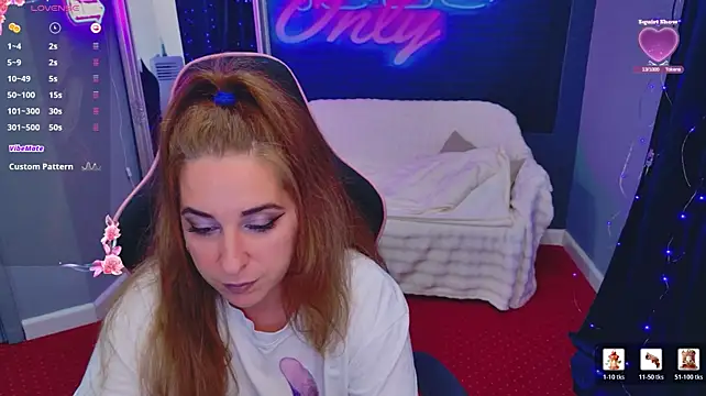KarinaNoir webcam