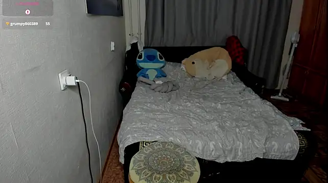 monica__elder webcam