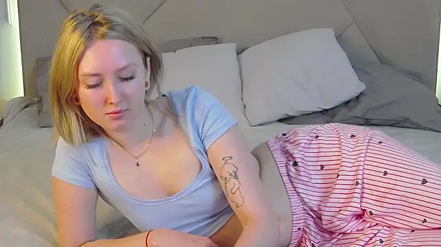 MarianeSun webcam