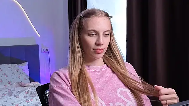 mia_silkk webcam