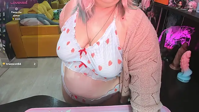 Softie_Sofy webcam