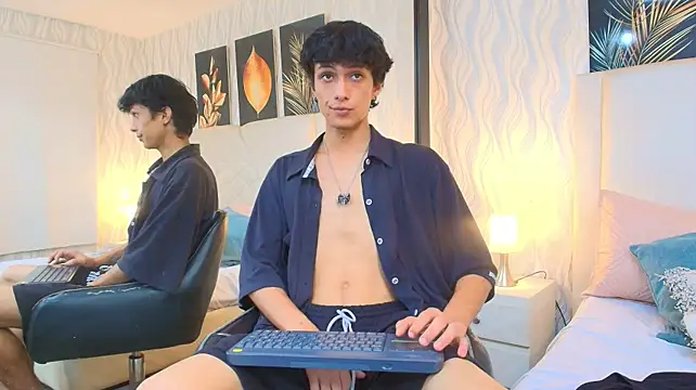 Lean_Portman live cam on StripChat