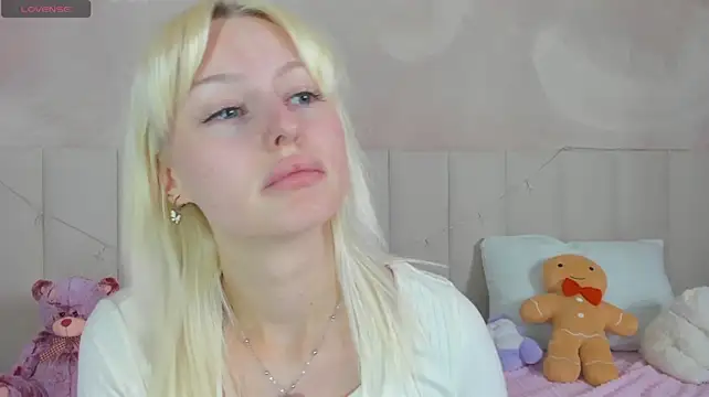 AdeleSilvy webcam