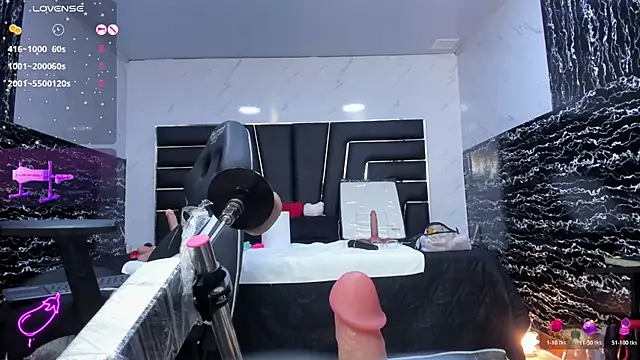 ladyy_scarlett (F milf) - MASTURBATION WHIT DILDO + SQUIRT 💋🥵