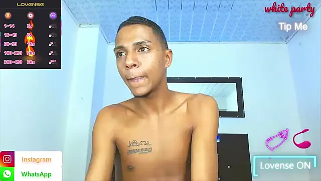 hotboyluxe live cam on StripChat