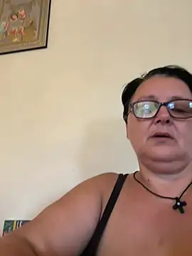 Diana_Diafan live cam on StripChat