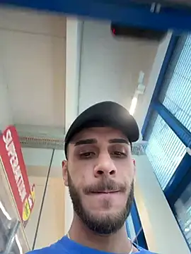suissegigolo1 live sex cam