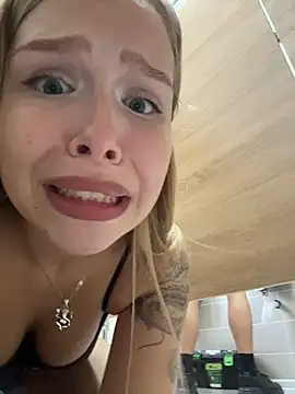 Liza_risky live sex cam