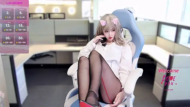 AureliaDoll live sex cam