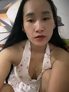 siorin_24 live cam on StripChat