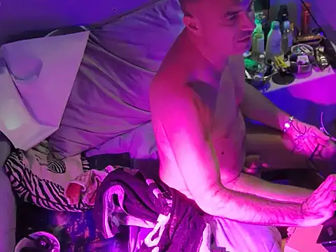 Floschae live cam on StripChat