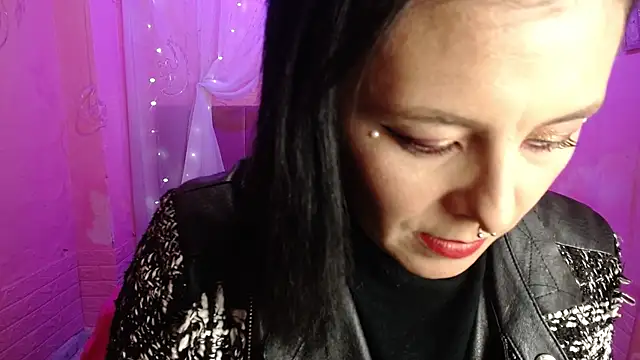 anahi_333 live cam on StripChat