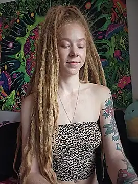 LucidLucy live sex cam