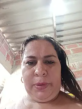 big-pussy_69 live cam on StripChat