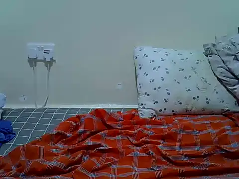 verl1 live cam on StripChat