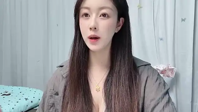 xiaomei1122 live cam on StripChat