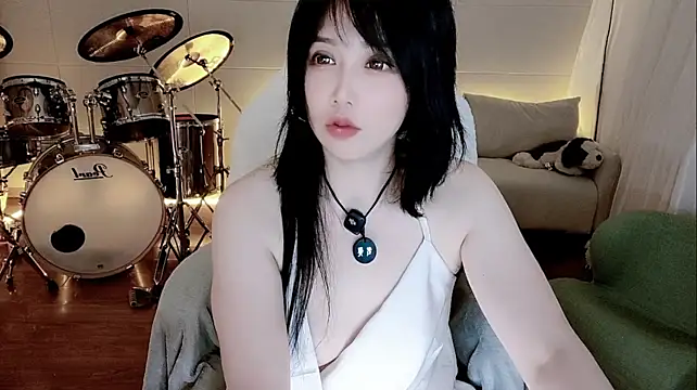 Evangelin-e live sex cam