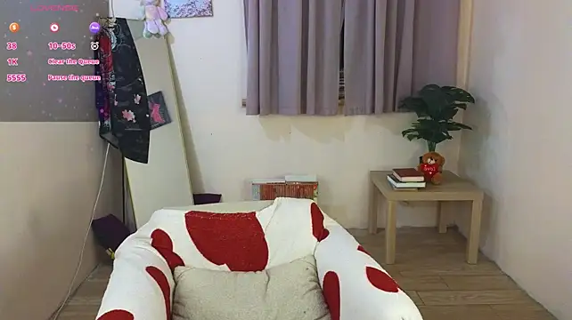 t_blonde live cam on StripChat