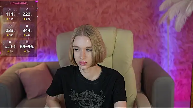 CrystalMaryy live cam on StripChat
