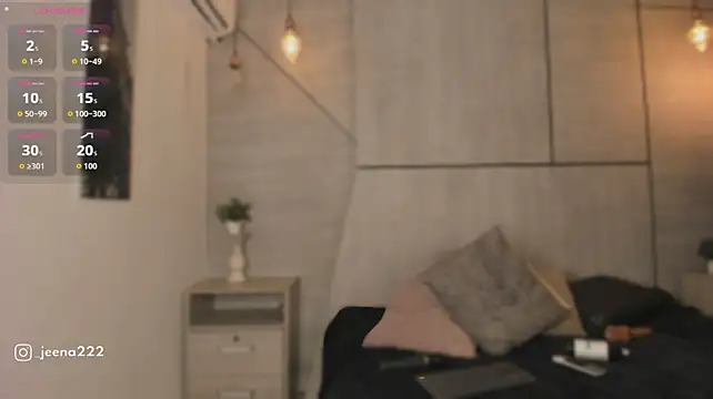 jenaa_ live cam on StripChat